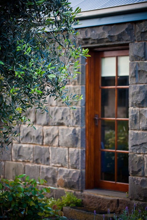 Breakfast Creek Cottage - Darwin Holiday 1