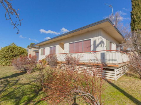 2 Munyang Street Jindabyne - Darwin Holiday 5