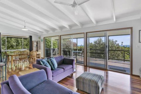 Cocomo - Darwin Holiday 3