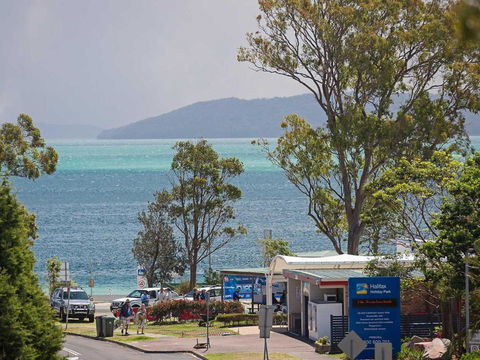 11 Shoreline 1 Intrepid Close Cosy Unit Within Walking Distance To The Water - Darwin Holiday 2