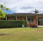 Cuddles Cottage 4 Christmas Bush Avenue pet friendly holiday house near Dutchies - Darwin Holiday