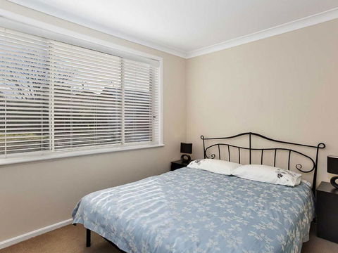 Tomaree Townhouse 5 / 26 28 Tomaree Street Large Air Conditioned Townhouse & WIFI - Darwin Holiday 4