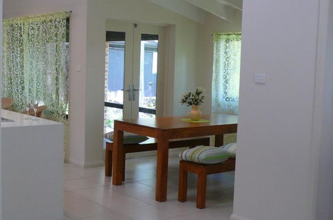 SPLASH - Darwin Holiday 5