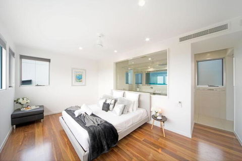 Bellevue Holiday Home Airlie Beach - Darwin Holiday 4
