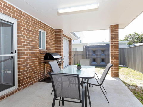 5 Bent Street Huge House With Foxtel & Aircon - Darwin Holiday 3