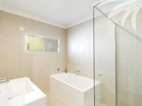 Picturesque Lizzie Palms 1 - Darwin Holiday 3