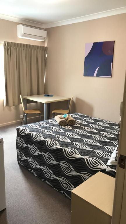 Manning River Motel - Darwin Holiday 4