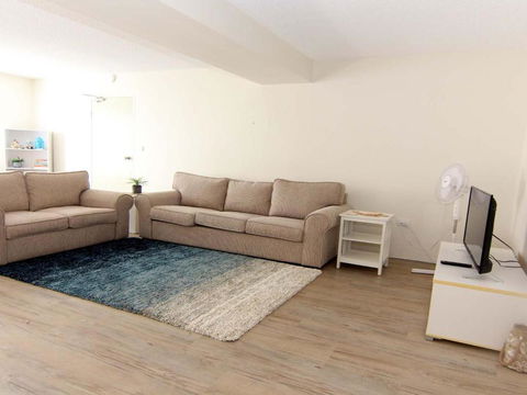 Kanandah 5 By The Lake! - Darwin Holiday 1