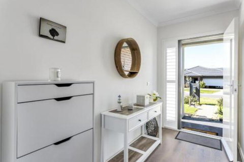 Once Upon A Tide - Darwin Holiday 5