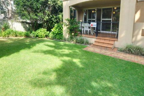 Aquarius Apartment 3 - Darwin Holiday 1