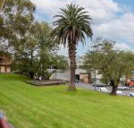 Miami Kiama couldnt be closer to Kiama CBD - Darwin Holiday