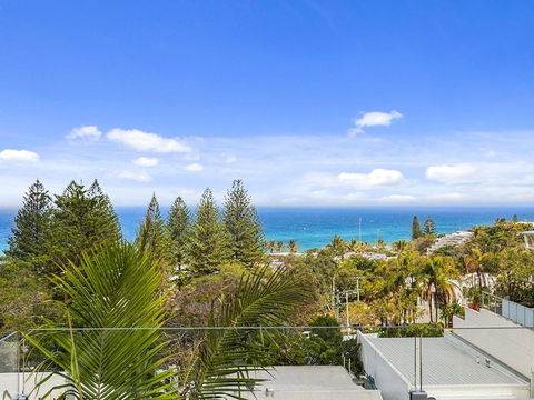 Platinum Status Sunshine Beach - Darwin Holiday 6