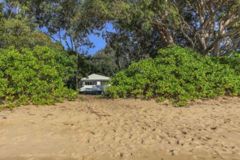 Seabreeze Beachfront Clifton - Darwin Holiday 0