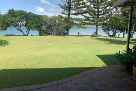The Robbos - Darwin Holiday 0