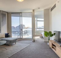 Modern Harbourside Apartment With a View - Darwin Holiday