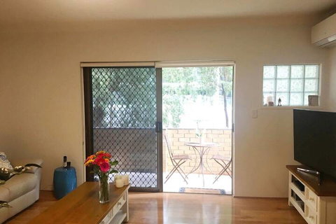 Modern Apartment Close To Randwick, Unsw & City - Darwin Holiday 3