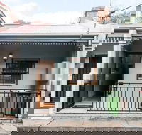 Quiet Terrace Townhouse on the City Fringe - Darwin Holiday