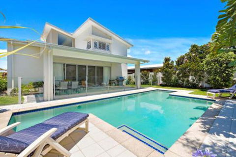 Summer Beach House On Tallows Avenue Kingscliff - Darwin Holiday 0