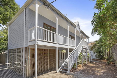 Nelson Street, 14 - Darwin Holiday 1