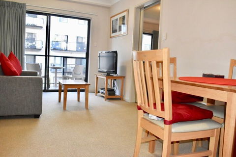 Convenient City Aprt For 2 W / Pool Gym Tennis Court - Darwin Holiday 5