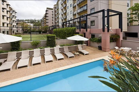 Convenient City Aprt For 2 W / Pool Gym Tennis Court - Darwin Holiday 1
