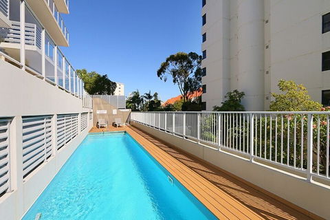Stunning Two-storey Apartment In Perth's CBD - Darwin Holiday 5