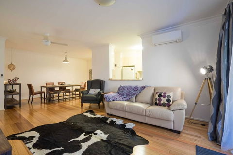 Urban Escape Strathfield - Darwin Holiday 2