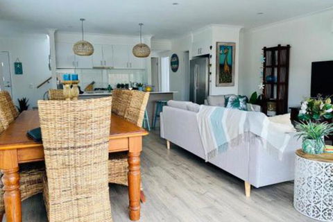 Nautilus Beach House #2 With Pool Kingscliff - Darwin Holiday 4