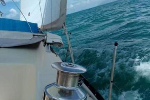 Casual Fare Sailing Charters Townsville Ocean Living Cruise - Darwin Holiday 2
