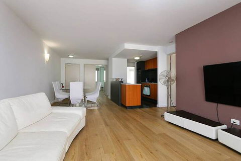 Convenient 3 Bedroom Apartment Close To Casino & CBD - Darwin Holiday 4