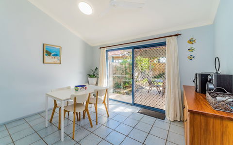 Beachside 2 - Darwin Holiday 6