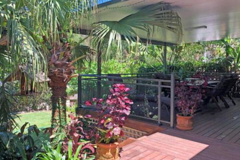 Sandy Palms 28 Moorooba Cr Beautiful Home With Wifi Air Con & Boat Parking - Darwin Holiday 0