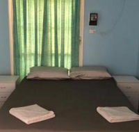 The Pink House - Darwin Holiday