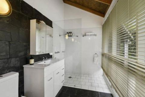 Jetty Hideaway - Darwin Holiday 1