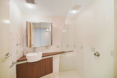 Peregian On The Beach Unit 3 - Darwin Holiday 2