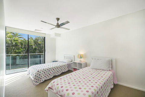 Peregian On The Beach Unit 3 - Darwin Holiday 5