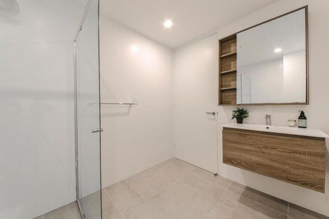 Magdalene Wolli Crk 501 - Darwin Holiday 2