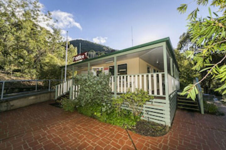 Burrinjuck NSW Darwin Holiday