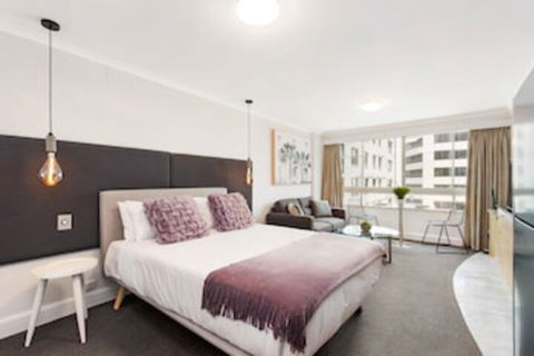 Sydney CBD Studio Apartment 1704 KNT - Darwin Holiday 0