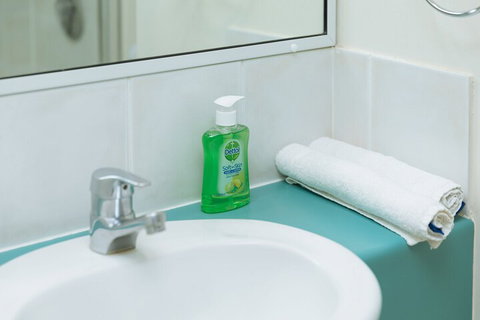 Airtrip Apartment On Edmonstone St - Darwin Holiday 4