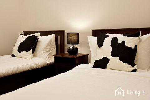Tomkins Townhouse - Darwin Holiday 7