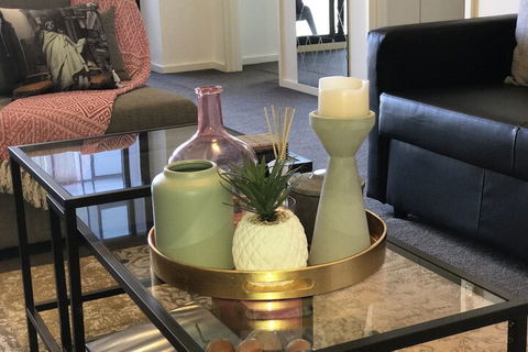 225 Melbourne Tower - Darwin Holiday 7