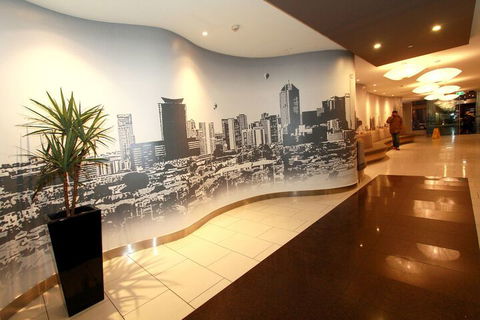 225 Melbourne Tower - Darwin Holiday 2