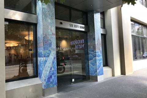 225 Melbourne Tower - Darwin Holiday 1