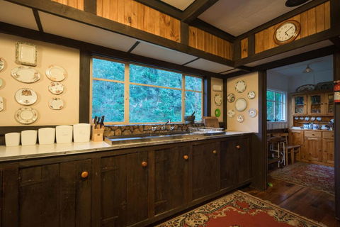 Walhalla Coach House - Darwin Holiday 1