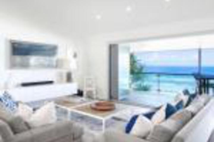 Noosa Heads QLD Darwin Holiday