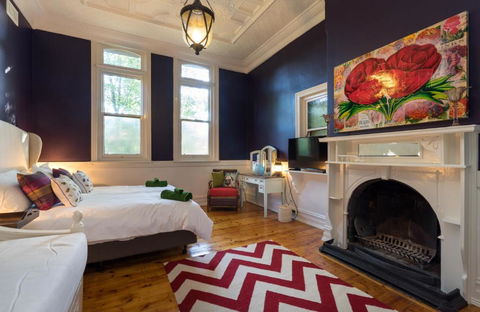 Rent Your Own Historic Hotel For Holidays & Events - Darwin Holiday 6