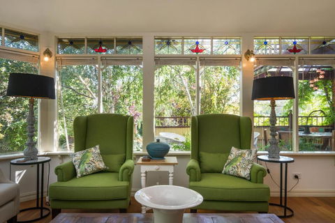 Rent Your Own Historic Hotel For Holidays & Events - Darwin Holiday 3
