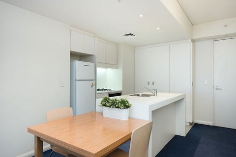 Barangaroo City View H329 - Darwin Holiday 6