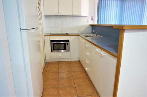 Osprey Holiday Village Unit 118 Excellent 3 Bedroom Holiday Villa With A Pool In The Complex - Darwin Holiday 2